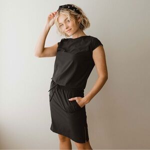 Albion Going Places Dress in Black Size Medium